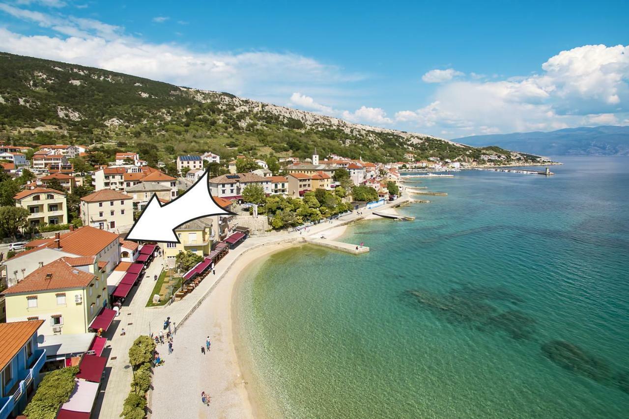 Apartment Bojan With Terrace And Sea View Baska  Ngoại thất bức ảnh