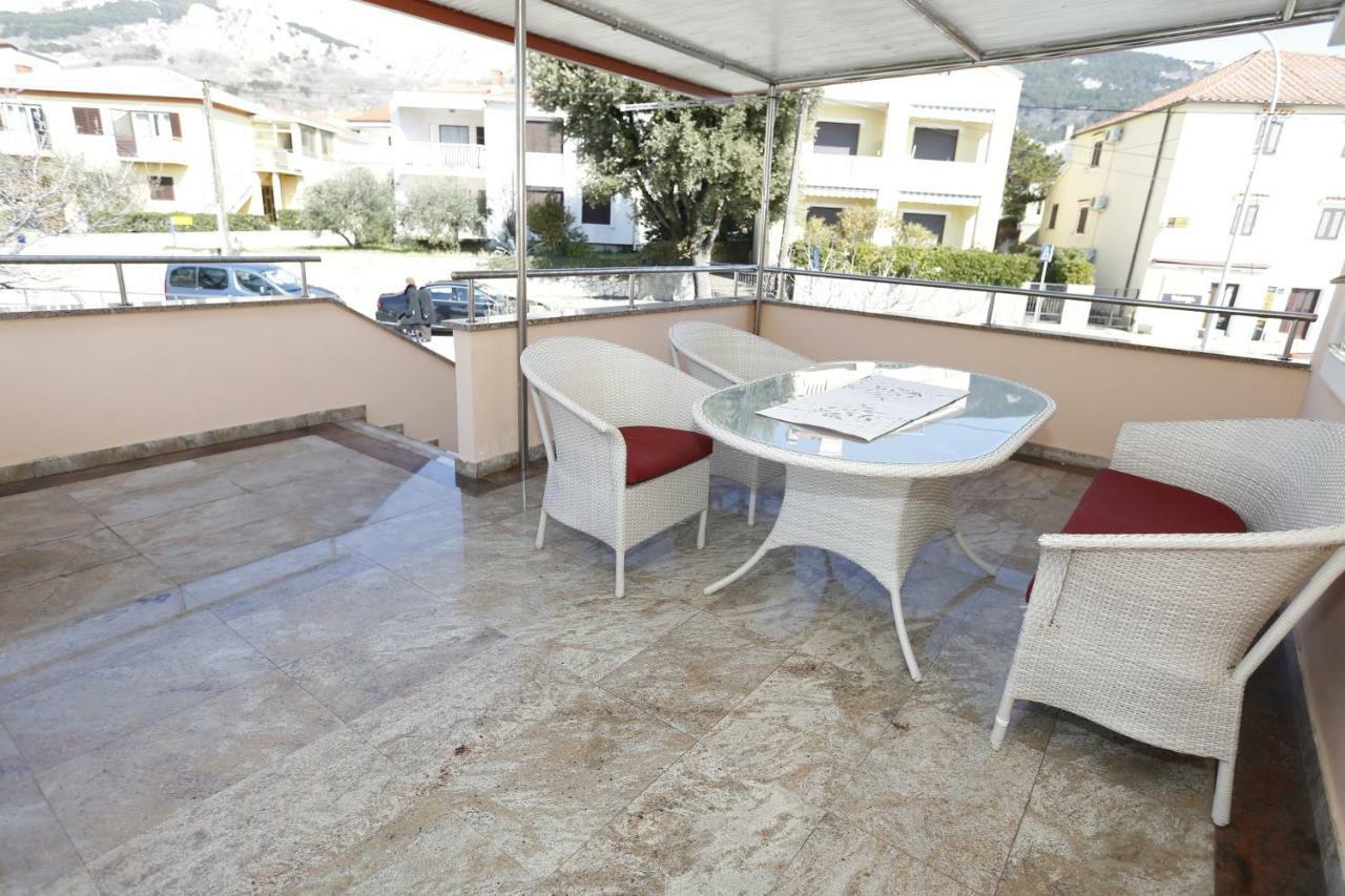 Apartment Bojan With Terrace And Sea View Baska  Ngoại thất bức ảnh