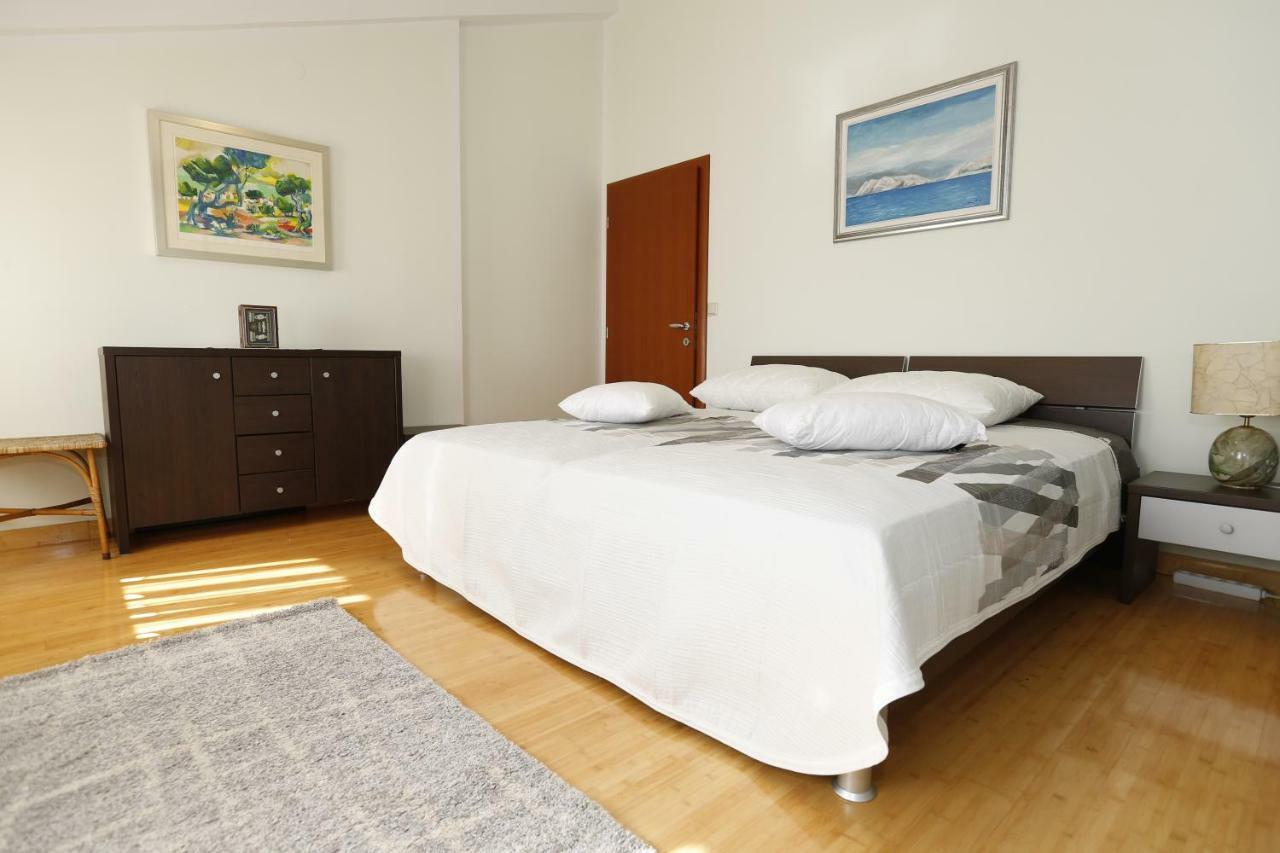 Apartment Bojan With Terrace And Sea View Baska  Ngoại thất bức ảnh