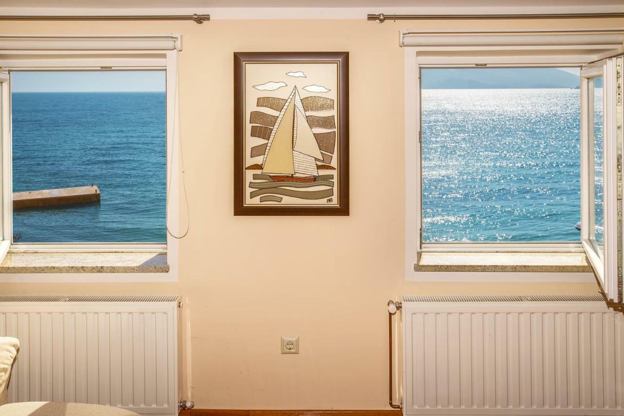 Apartment Bojan With Terrace And Sea View Baska  Ngoại thất bức ảnh